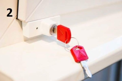 Блокування вікон від дітей